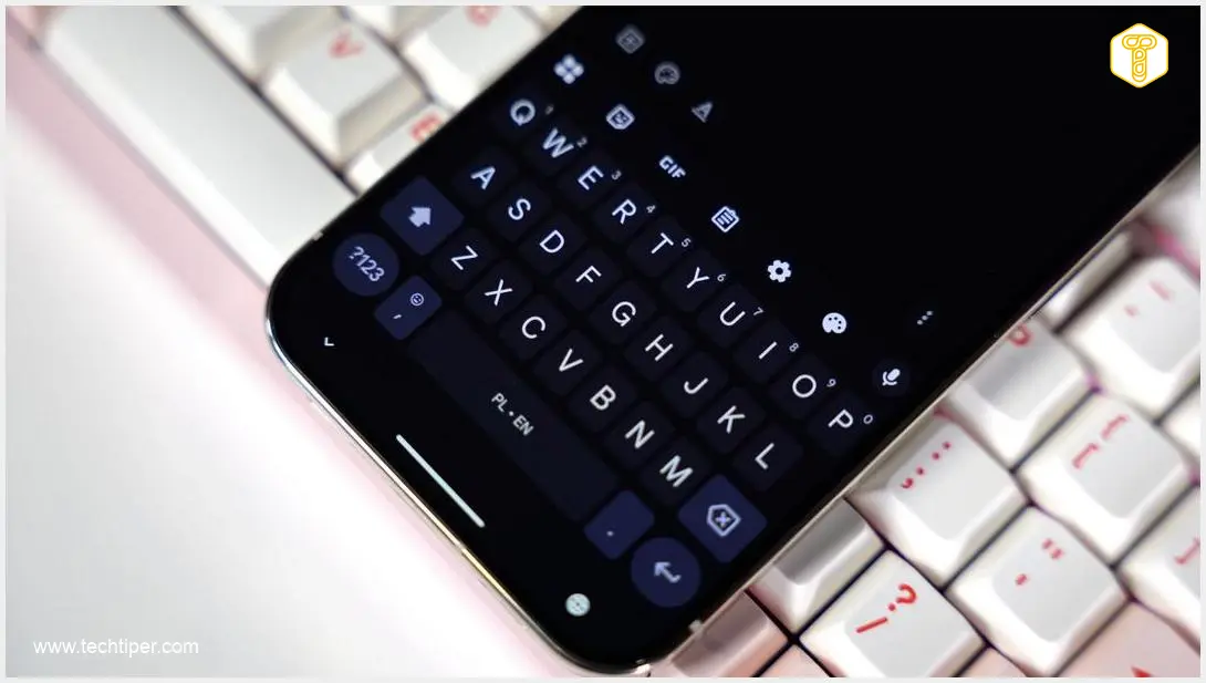Image showing Android 17 Gboard Globe Button Removal