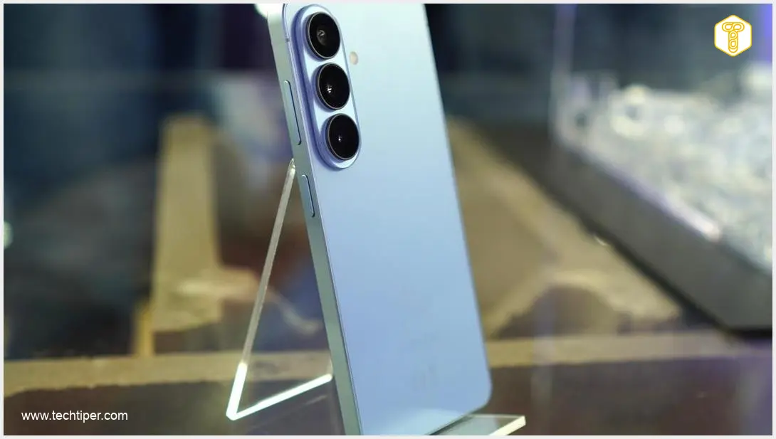 Image showing Samsung Galaxy S27 Pro and Ultra showcasing a distinct horizontal camera module on the rear, differentiating it from standard models. The phone has a sleek, modern design with a premium finish.